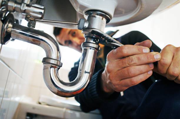 Best Emergency Plumber  in Clinton, AR